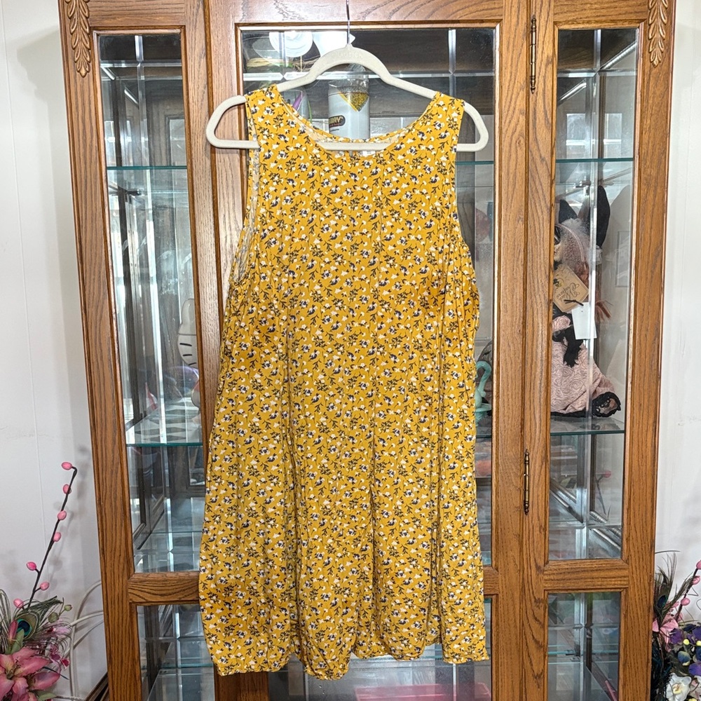 Old Navy XXL Floral Yellow Sleeveless Dress